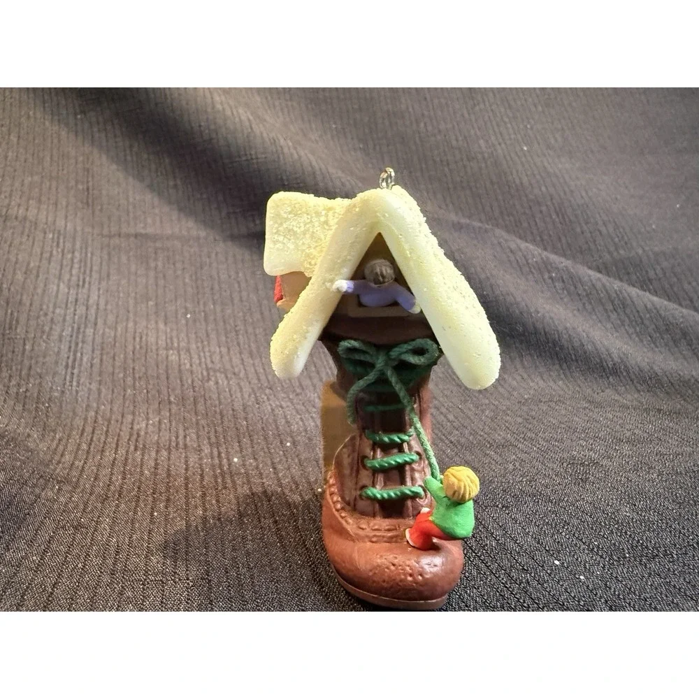 Vintage 1985 Hallmark Christmas 